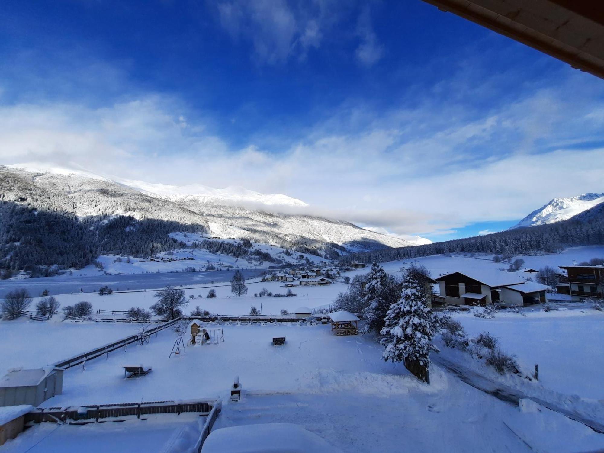 Mein Sonnenhof Apartment San Valentino alla Muta Luaran gambar